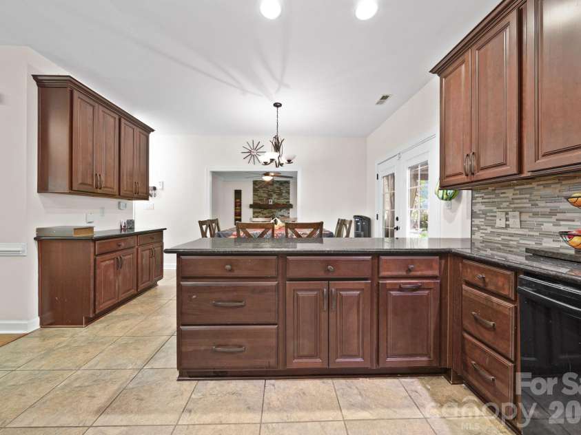 3400 Thistle Bloom Court, Charlotte, NC 28269.  MLS# CAR4381184, YatesRealty ID 29152. 