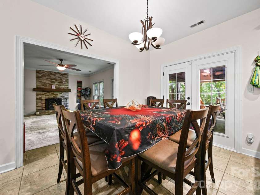 3400 Thistle Bloom Court, Charlotte, NC 28269.  MLS# CAR4381184, YatesRealty ID 29152. 