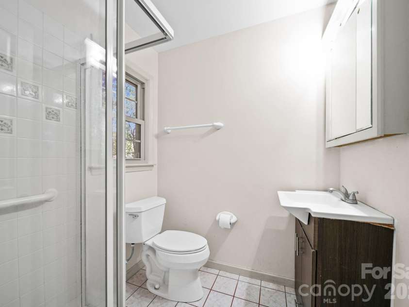 3400 Thistle Bloom Court, Charlotte, NC 28269.  MLS# CAR4381184, YatesRealty ID 29152. 