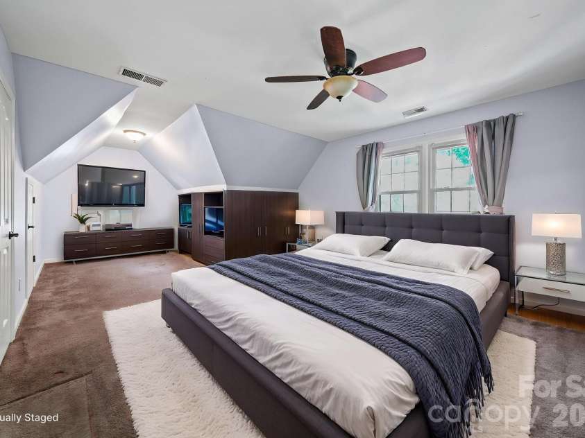 3400 Thistle Bloom Court, Charlotte, NC 28269.  MLS# CAR4381184, YatesRealty ID 29152. 
