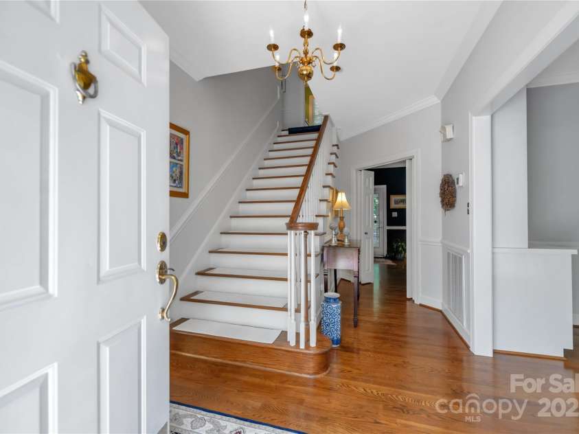 3412 Country Club Drive, Gastonia, NC 28056.  MLS# CAR4238417, YatesRealty ID 29153. 