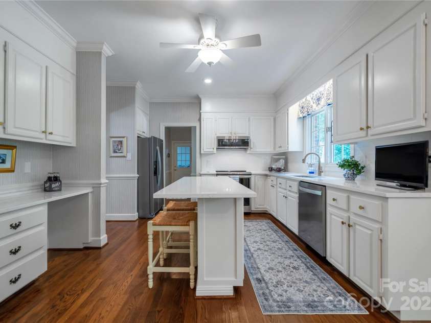 3412 Country Club Drive, Gastonia, NC 28056.  MLS# CAR4238417, YatesRealty ID 29153. 