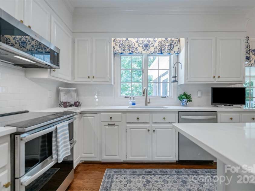 3412 Country Club Drive, Gastonia, NC 28056.  MLS# CAR4238417, YatesRealty ID 29153. 