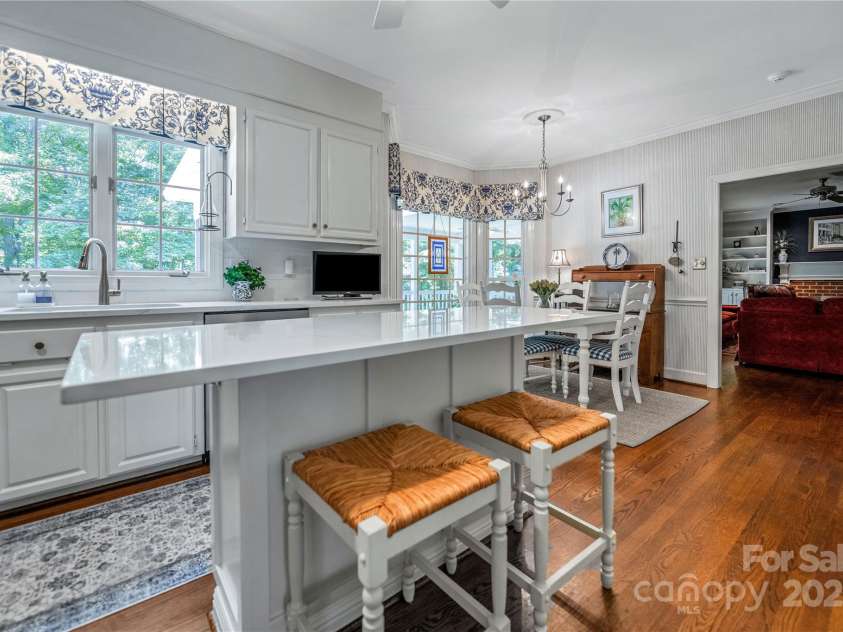 3412 Country Club Drive, Gastonia, NC 28056.  MLS# CAR4238417, YatesRealty ID 29153. 
