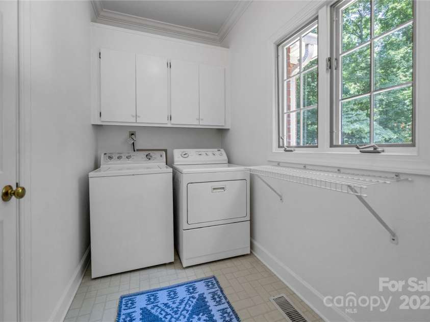 3412 Country Club Drive, Gastonia, NC 28056.  MLS# CAR4238417, YatesRealty ID 29153. 