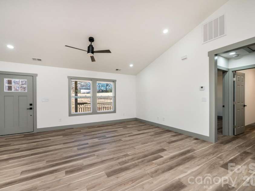 2020 Bailey Drive, Hickory, NC 28601.  MLS# CAR4379406, YatesRealty ID 29155. Stock Photo