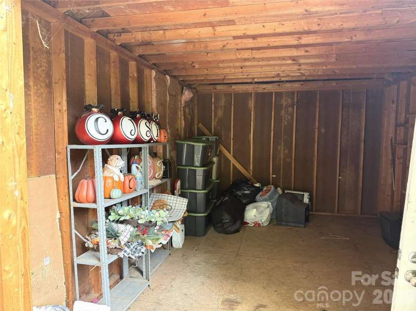 2600 Lakewood Drive, Gastonia, NC 28052.  MLS# CAR4368692, YatesRealty ID 29156. Interior view