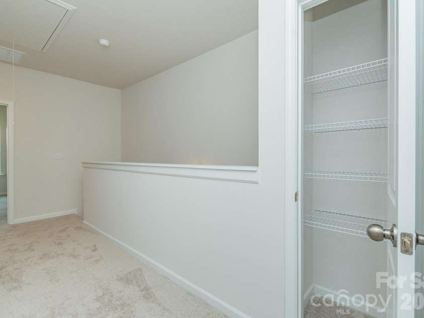 5617 Ringneck Road, Charlotte, NC 28216.  MLS# CAR4363350, YatesRealty ID 29157. Hallway