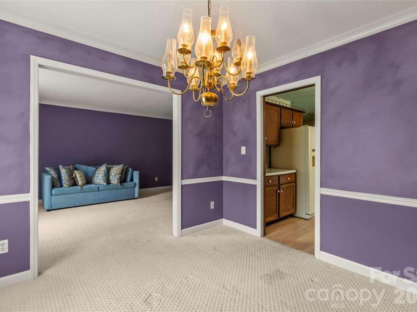 7225 Leesburg Road, Charlotte, NC 28215.  MLS# CAR4389334, YatesRealty ID 29158. Dining Room to Sitting Room & Kitchen