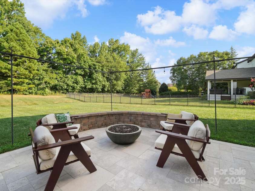 1317 Wynhurst Drive, Waxhaw, NC 28173.  MLS# CAR4284825, YatesRealty ID 29159. 