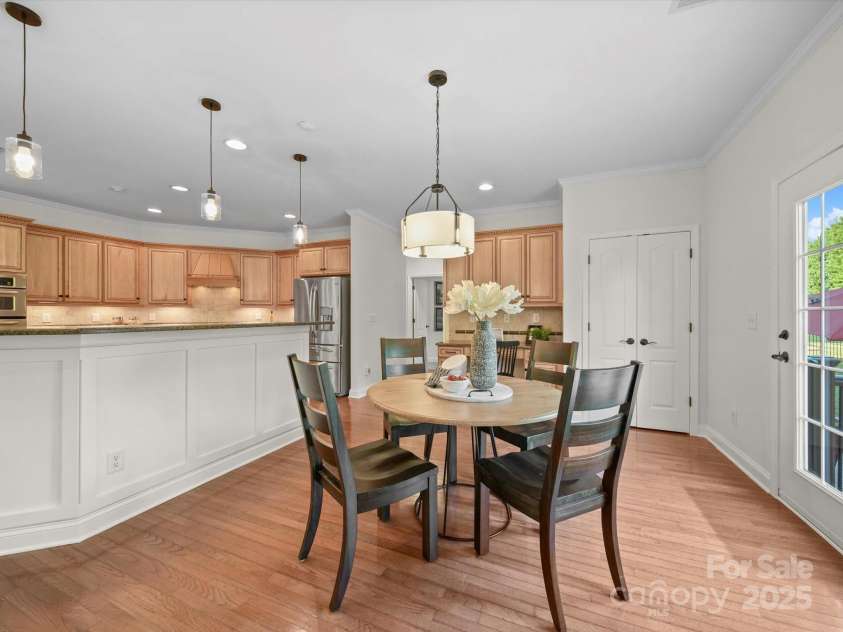 1317 Wynhurst Drive, Waxhaw, NC 28173.  MLS# CAR4284825, YatesRealty ID 29159. 