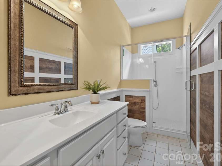 5752 Morris Hunt Drive, Fort Mill, SC 29708.  MLS# CAR4383957, YatesRealty ID 29159. 