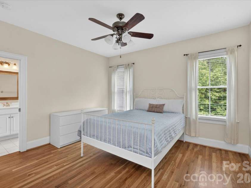 5752 Morris Hunt Drive, Fort Mill, SC 29708.  MLS# CAR4383957, YatesRealty ID 29159. 