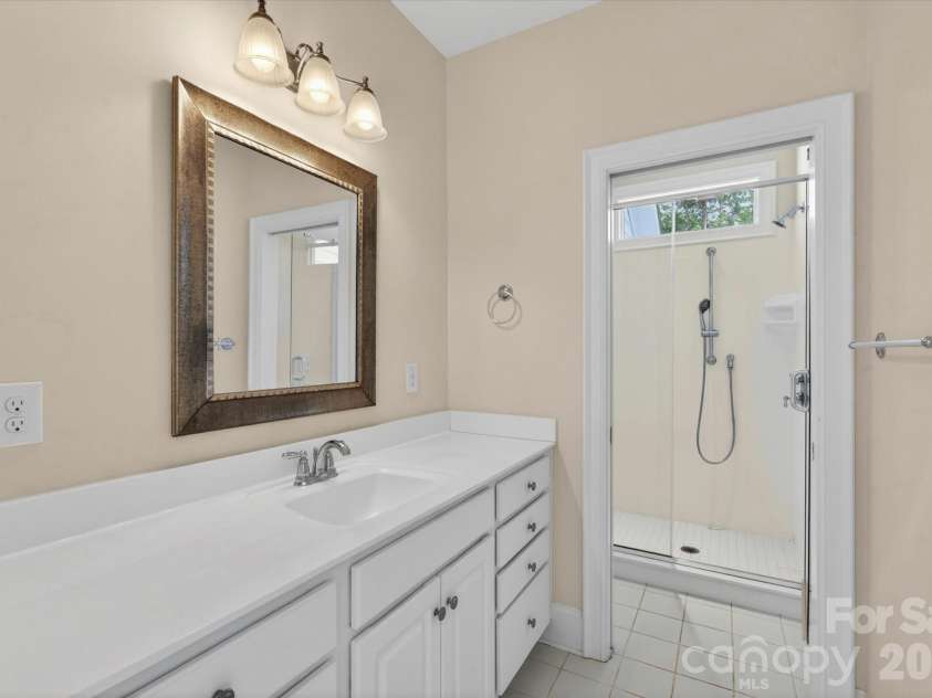 5752 Morris Hunt Drive, Fort Mill, SC 29708.  MLS# CAR4383957, YatesRealty ID 29159. 