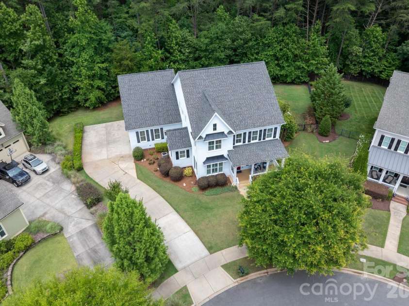5752 Morris Hunt Drive, Fort Mill, SC 29708.  MLS# CAR4383957, YatesRealty ID 29159. 