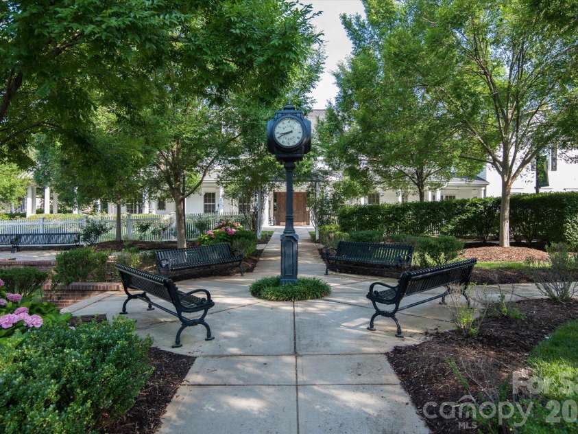 5752 Morris Hunt Drive, Fort Mill, SC 29708.  MLS# CAR4383957, YatesRealty ID 29159. 