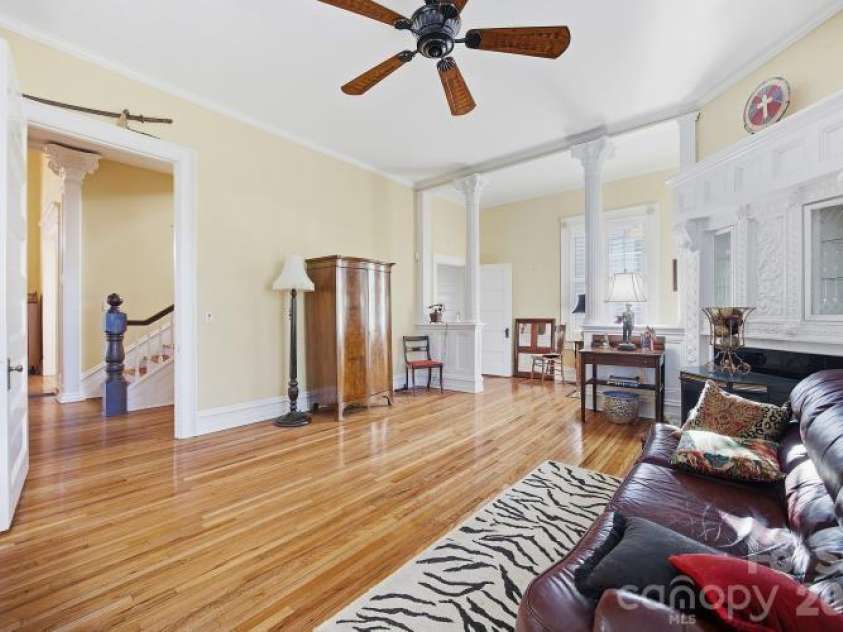 15 Kings Mountain Street, York, SC 29745.  MLS# CAR4336422, YatesRealty ID 2916. Family Room/ Den