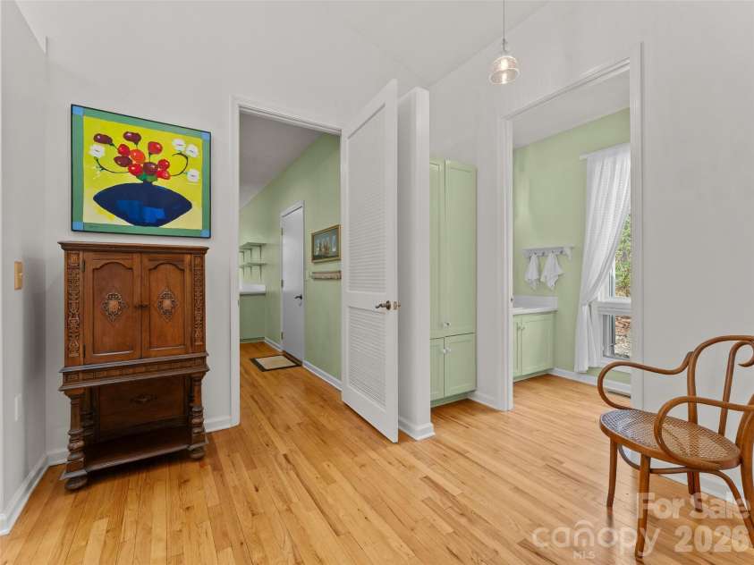 203 Heathcote Road, Hendersonville, NC 28791.  MLS# CAR4350178, YatesRealty ID 2916. Kitchen