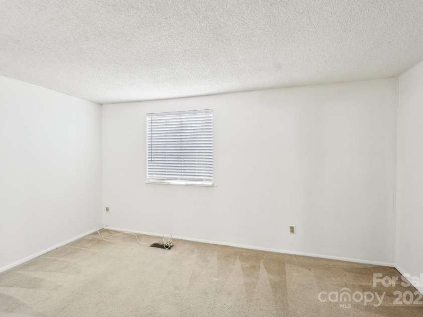 7344 Pebblestone Drive, Charlotte, NC 28212.  MLS# CAR4223147, YatesRealty ID 2916. 