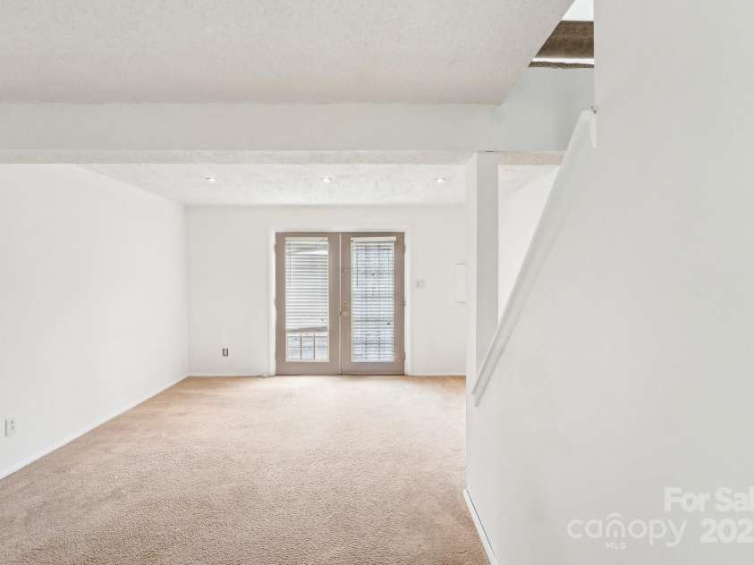 7344 Pebblestone Drive, Charlotte, NC 28212.  MLS# CAR4223147, YatesRealty ID 2916. 