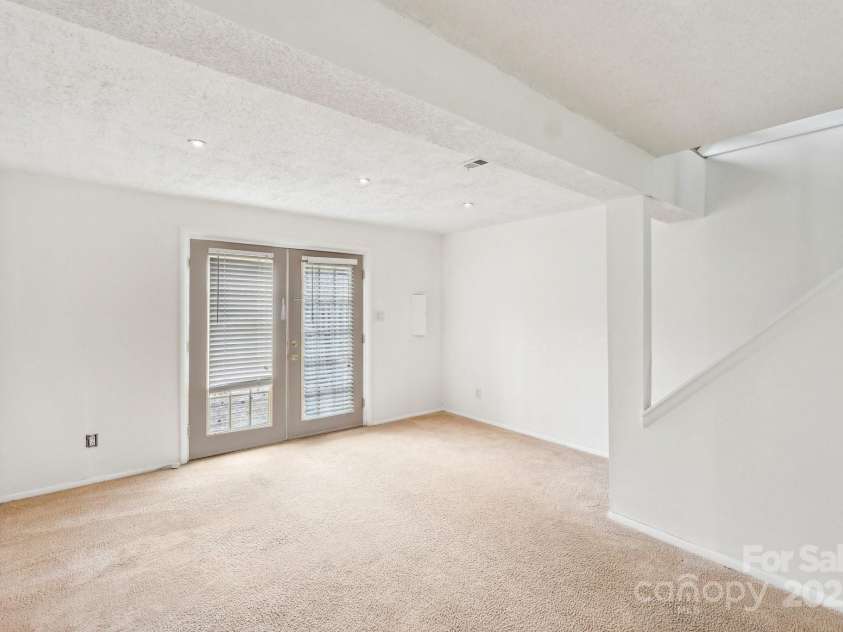 7344 Pebblestone Drive, Charlotte, NC 28212.  MLS# CAR4223147, YatesRealty ID 2916. 