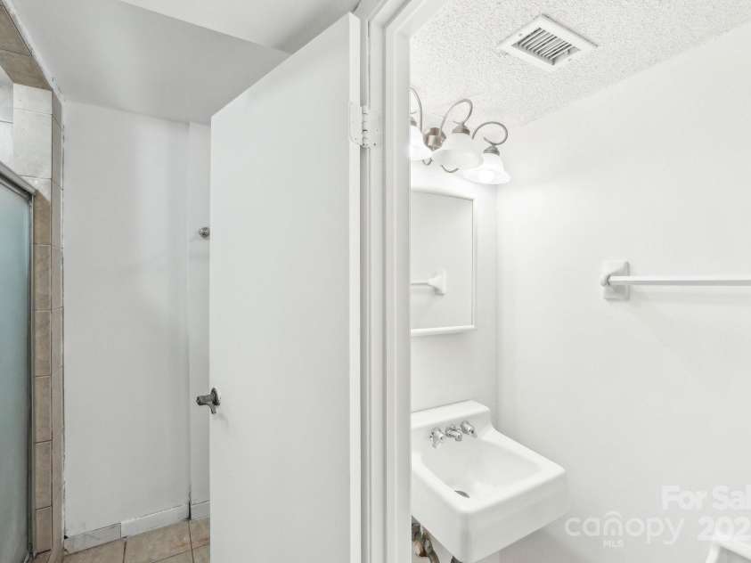 7344 Pebblestone Drive, Charlotte, NC 28212.  MLS# CAR4223147, YatesRealty ID 2916. 