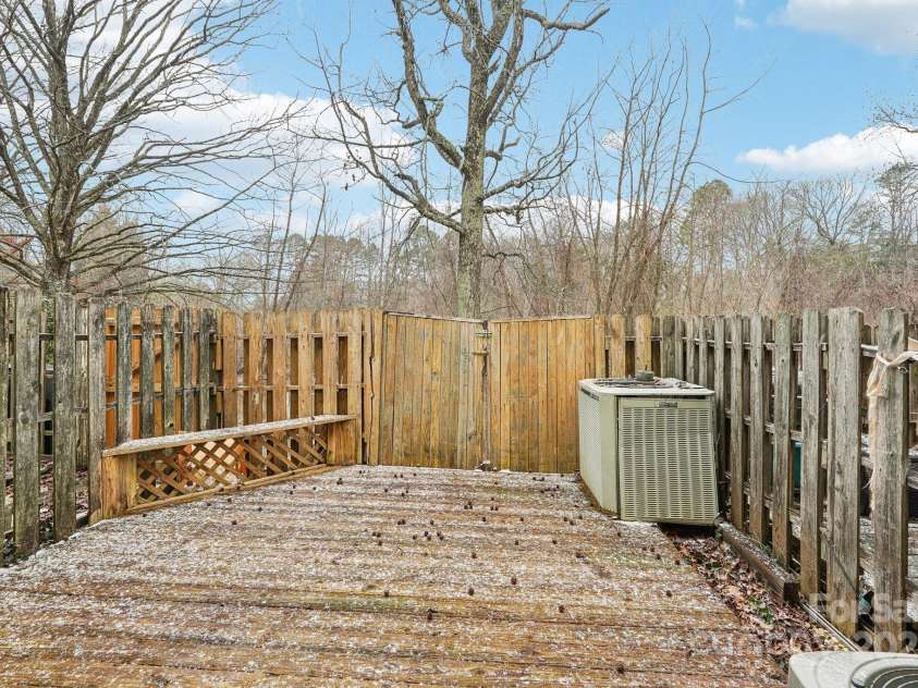 7344 Pebblestone Drive, Charlotte, NC 28212.  MLS# CAR4223147, YatesRealty ID 2916. 