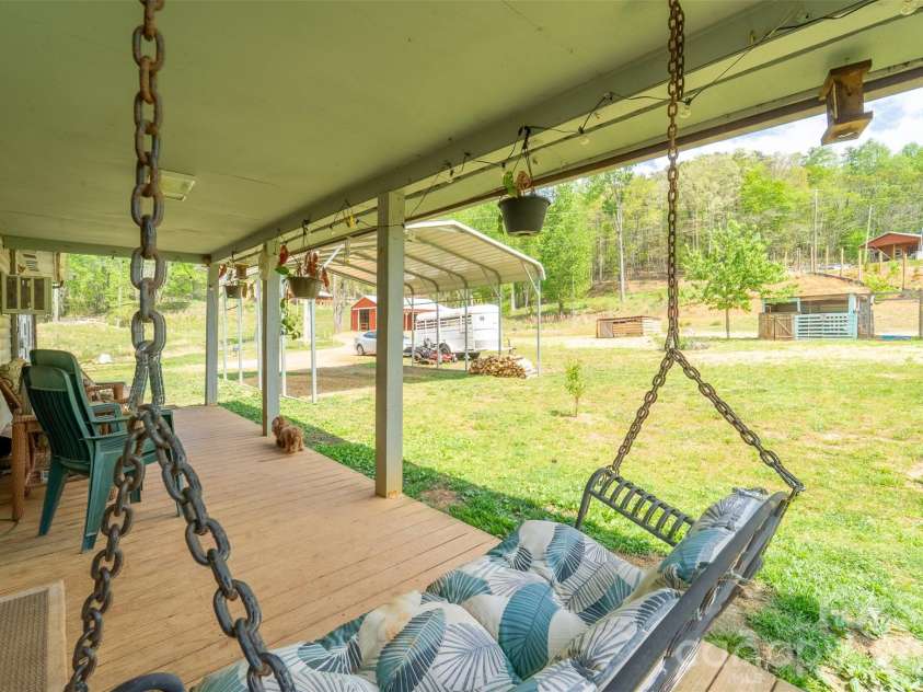 3325 Pack Mountain Road, Murphy, NC 28906.  MLS# CAR4390352, YatesRealty ID 29160. 