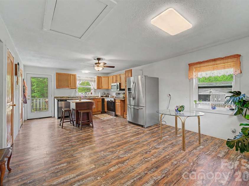 3325 Pack Mountain Road, Murphy, NC 28906.  MLS# CAR4390352, YatesRealty ID 29160. 