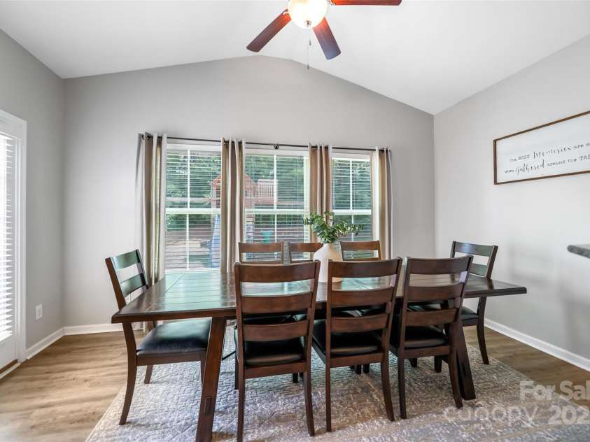 725 Rosegate Drive, Gastonia, NC 28056.  MLS# CAR4279546, YatesRealty ID 29160. 
