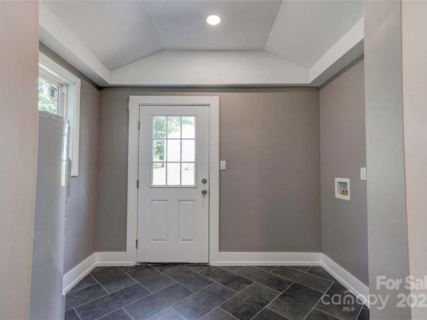 205 Crescent Drive, Bessemer City, NC 28016.  MLS# CAR4282140, YatesRealty ID 29161. 