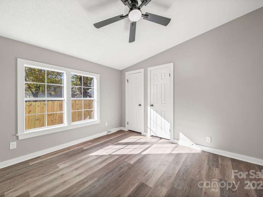 2008 Woodlawn Street, Kannapolis, NC 28083.  MLS# CAR4322621, YatesRealty ID 29162. 