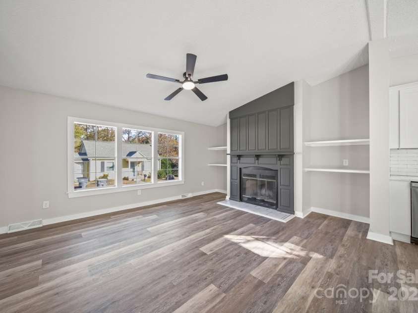 2008 Woodlawn Street, Kannapolis, NC 28083.  MLS# CAR4322621, YatesRealty ID 29162. 