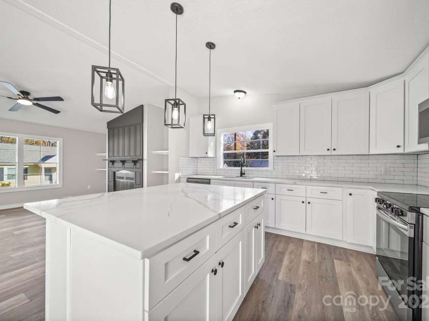 2008 Woodlawn Street, Kannapolis, NC 28083.  MLS# CAR4322621, YatesRealty ID 29162. 