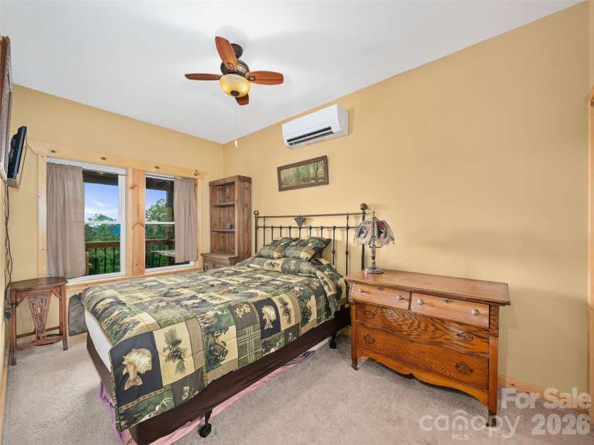 226 Orchard View Trail, Spruce Pine, NC 28777.  MLS# CAR4390125, YatesRealty ID 29162. 