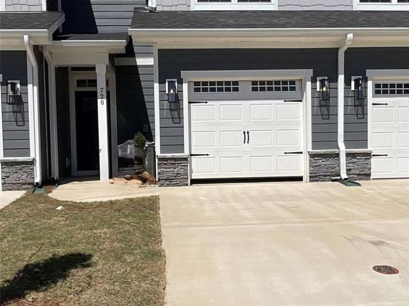 722 Longleaf Avenue, Gastonia, NC 28056.  MLS# CAR4385939, YatesRealty ID 29164. Representative photo