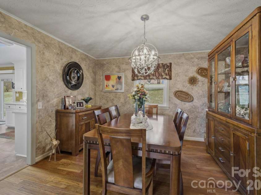 1405 Lower Creek Drive, Lenoir, NC 28645.  MLS# CAR4350056, YatesRealty ID 29165. 