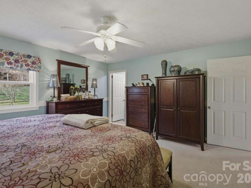 1405 Lower Creek Drive, Lenoir, NC 28645.  MLS# CAR4350056, YatesRealty ID 29165. 