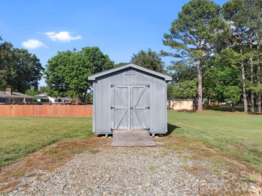1413 Jersey Church Road, Lexington, NC 27292.  MLS# CAR4387499, YatesRealty ID 29166. 