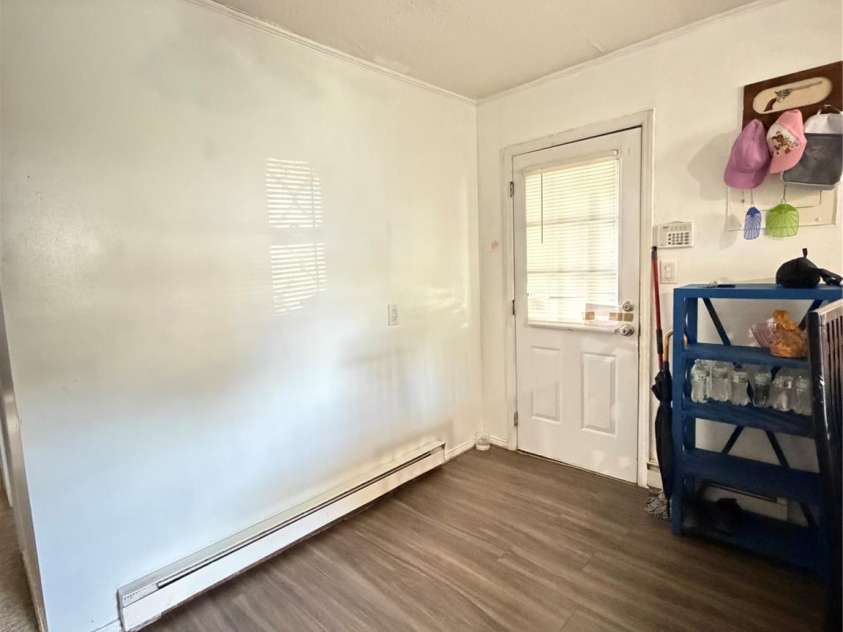 112 Academy Avenue, Concord, NC 28025.  MLS# CAR4384073, YatesRealty ID 29167. 