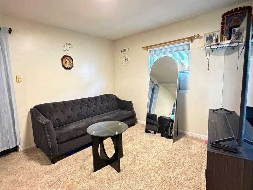 112 Academy Avenue, Concord, NC 28025.  MLS# CAR4384073, YatesRealty ID 29167. 