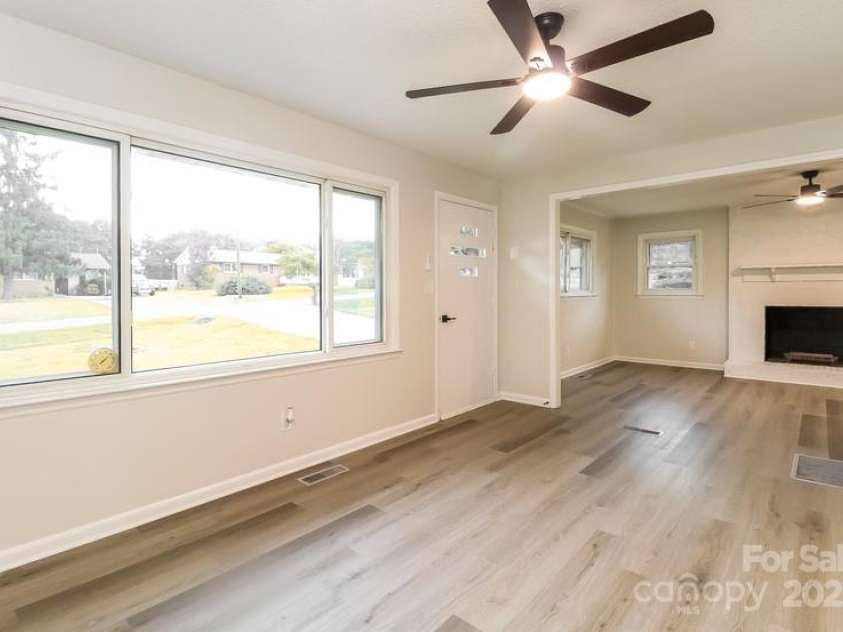 606 Iowa Avenue, Bessemer City, NC 28016.  MLS# CAR4286632, YatesRealty ID 29167. 