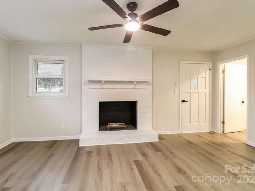606 Iowa Avenue, Bessemer City, NC 28016.  MLS# CAR4286632, YatesRealty ID 29167. 