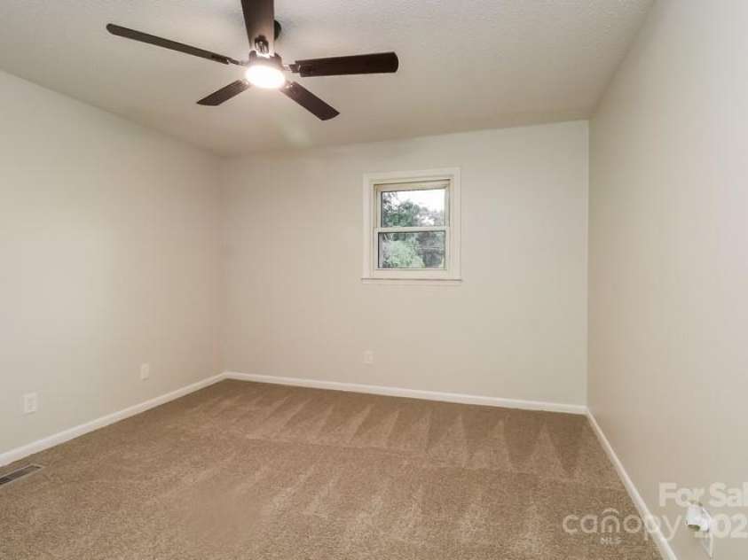 606 Iowa Avenue, Bessemer City, NC 28016.  MLS# CAR4286632, YatesRealty ID 29167. 