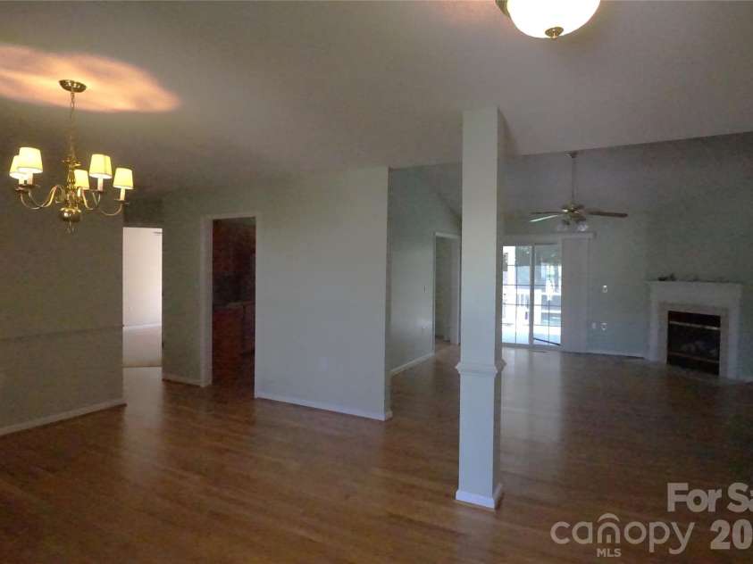 3795 River Road, Hickory, NC 28602.  MLS# CAR4389506, YatesRealty ID 29168. 