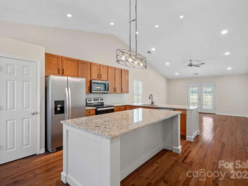 109 Washburn Range Drive, Mooresville, NC 28115.  MLS# CAR4215076, YatesRealty ID 2917. 
