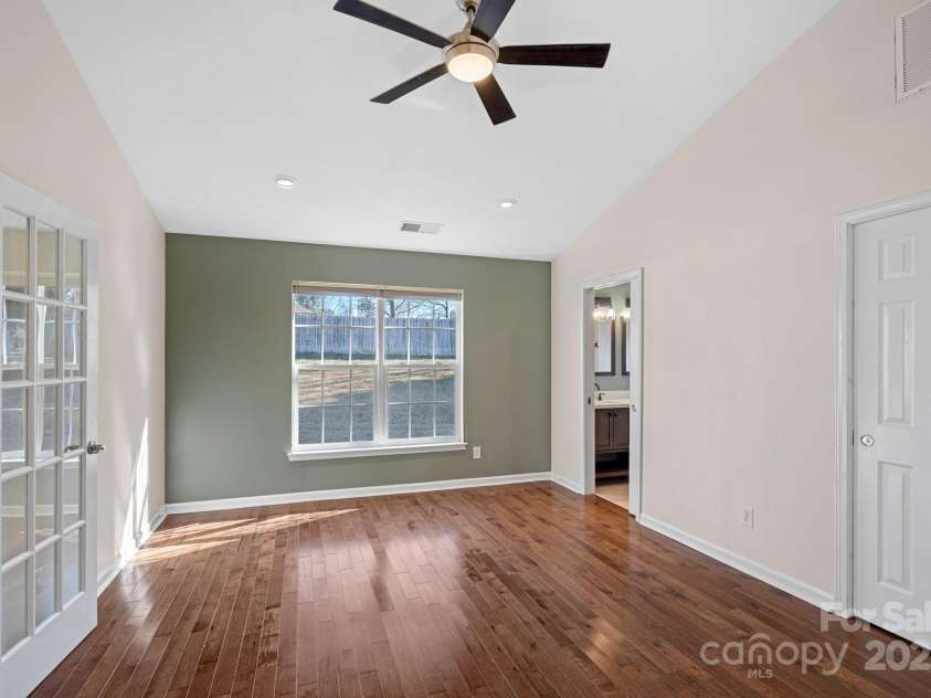 109 Washburn Range Drive, Mooresville, NC 28115.  MLS# CAR4215076, YatesRealty ID 2917. 