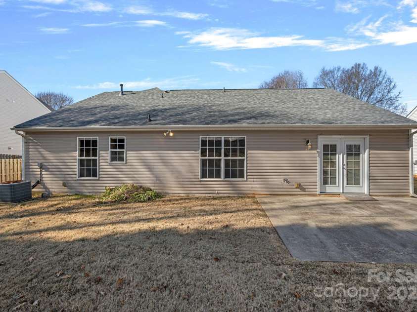 109 Washburn Range Drive, Mooresville, NC 28115.  MLS# CAR4215076, YatesRealty ID 2917. 