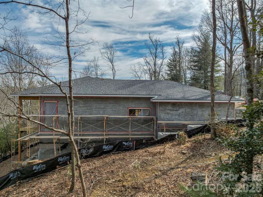 12 Falling Waters Trail, Arden, NC 28704.  MLS# CAR4342552, YatesRealty ID 2917. 