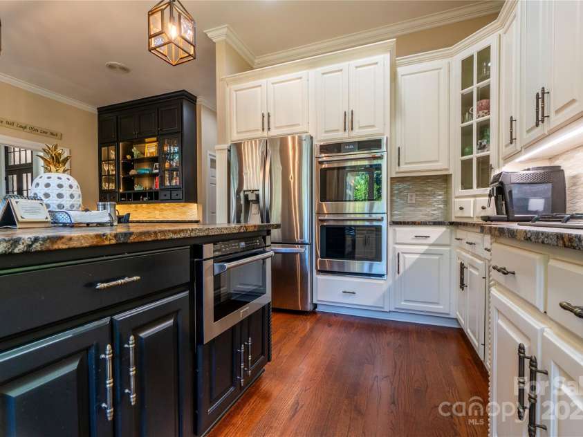 19002 Meta Road, Cornelius, NC 28031.  MLS# CAR4278049, YatesRealty ID 2917. 